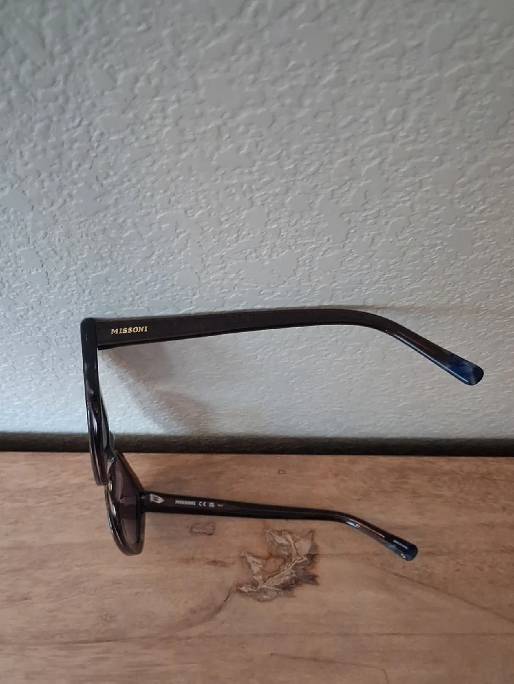 Missoni Tortoiseshell Sunglasses With A Leather Case
